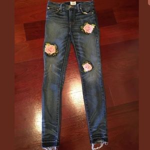 Hudson nico jeans rose embroidered size 24